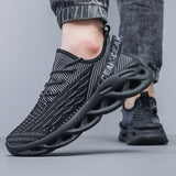 Stretchy Knitted Mesh Breathable Running Fitness Sneakers for Men