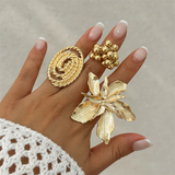 Ladies Elegant Flower Shaped Luxury Rings