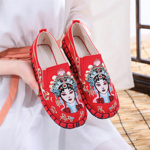 Female Chinese Peking Opera Character Embroidered Cloth Loafers