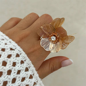 Hollow Petal Rhinestone Flower French Rings for Lady