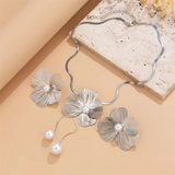 Flower Petal Faux Pearl Pendant Necklace Stud Earrings Set