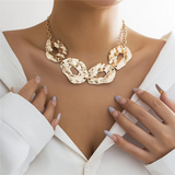 Ladies Exaggerated Irregular Cutout Circle Necklace