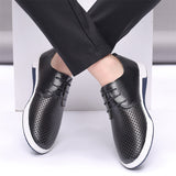 Men's Hollowed Out Breathable Contrast Color Flat Shoes