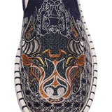 Chinese Style Cow Head Hand Embroidery Cozy Flats for Men