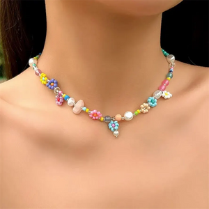 Bohemian Style Sweet Floral Beaded Necklace for Women