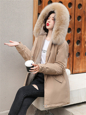 Fashionable Faux Fur Collar Super Warm Padded Coats for Women