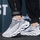 Stretchy Knitted Mesh Breathable Running Fitness Sneakers for Men