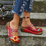 Leisure Flower Decoration Round Toe Wedge Heel Sandals for Ladies