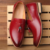 Men's Vintage Glossy Pointed Toe Tassel Dress Shoes