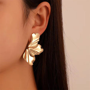 Three Petals Elegant Party Stud Earrings for Lady