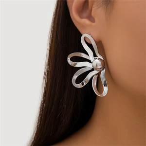 Women's Piercing Cutout Half Flower Petal Earrings