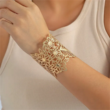 Women's Glossy Hollow Out Flower Leaf Design Bracelet