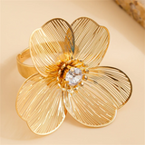 Female Ginkgo Leaf Flower Design Rhinestone Rings