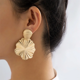 Female Zinc Alloy Seashell Lotus Leaf Stud Earrings