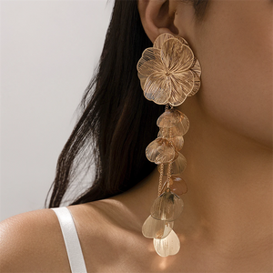 Vintage Leaf Tassel Drop Earrings for Lady