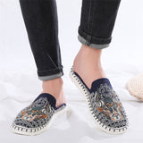 Chinese Style Cow Head Hand Embroidery Cozy Flats for Men