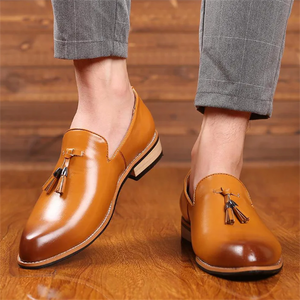 Men's Vintage Glossy Pointed Toe Tassel Dress Shoes