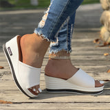 Female Contrast Color Slip-On Platform Slippers